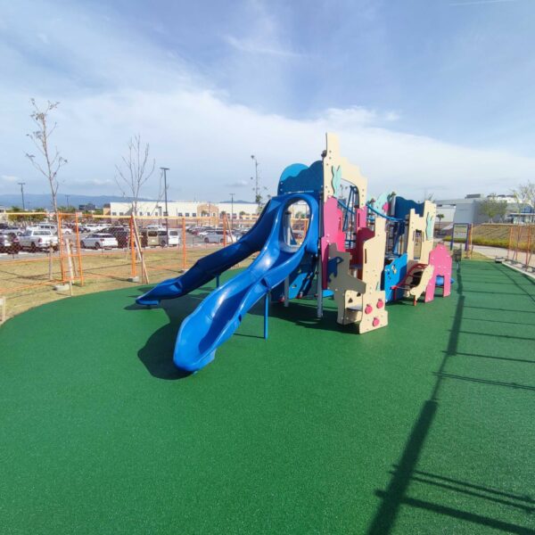 ゴムチップ舗装　ソフトグラウンド