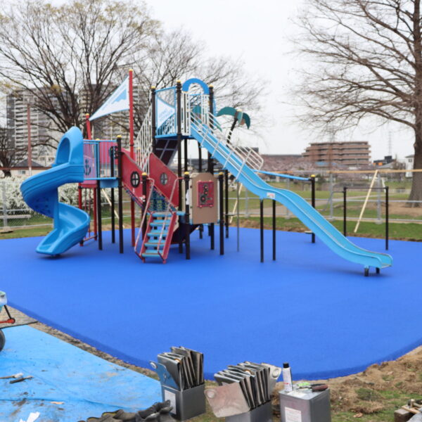 ゴムチップ舗装　ソフトグラウンド