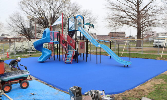 ゴムチップ舗装　ソフトグラウンド