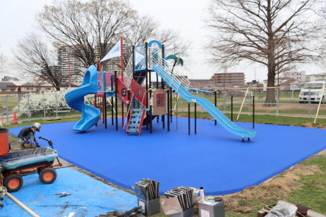 ゴムチップ舗装　ソフトグラウンド