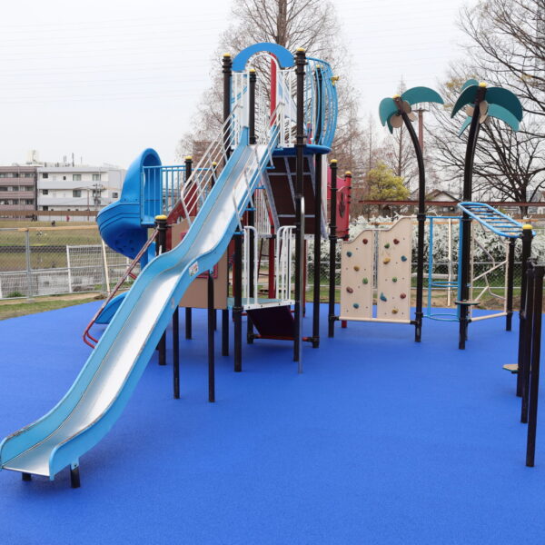 ゴムチップ舗装　ソフトグラウンド