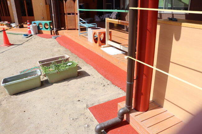 ゴムチップ舗装　ソフトグラウンド