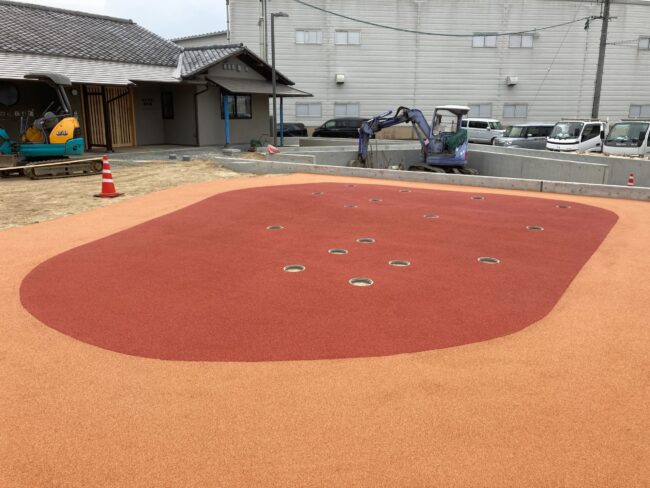 ゴムチップ舗装　ソフトグラウンド