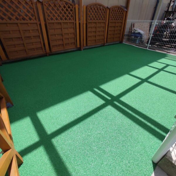 ゴムチップ舗装　ソフトグラウンド