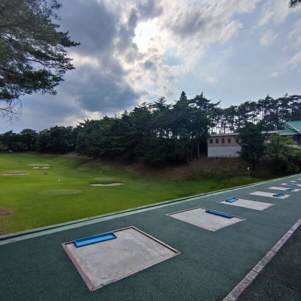 兵庫県川西市 ゴルフ場 ゴムチップ舗装 ソフトグラウンド ゴムチップ舗装 ソフトグラウンド