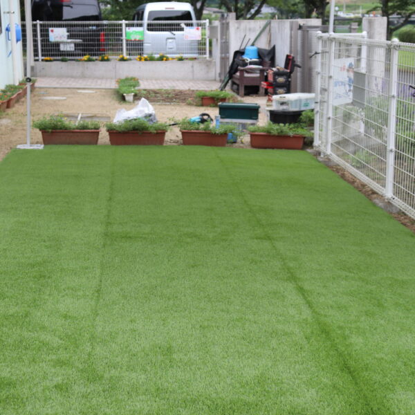 人工芝舗装　ソフトグラウンド