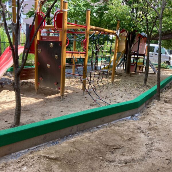 ゴムチップ舗装　ソフトグラウンド