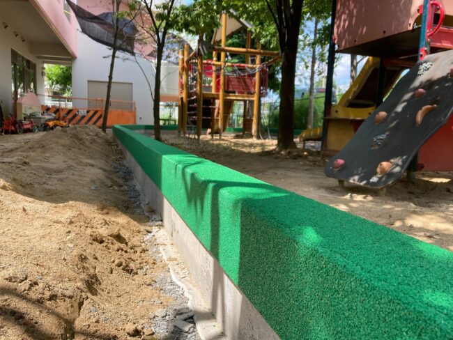 ゴムチップ舗装　ソフトグラウンド