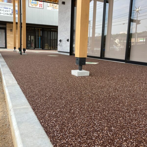 ゴムチップ舗装　ソフトグラウンド