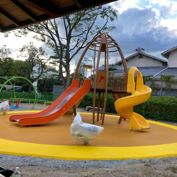 ゴムチップ舗装　ソフトグラウンド