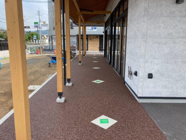 ゴムチップ舗装　ソフトグラウンド