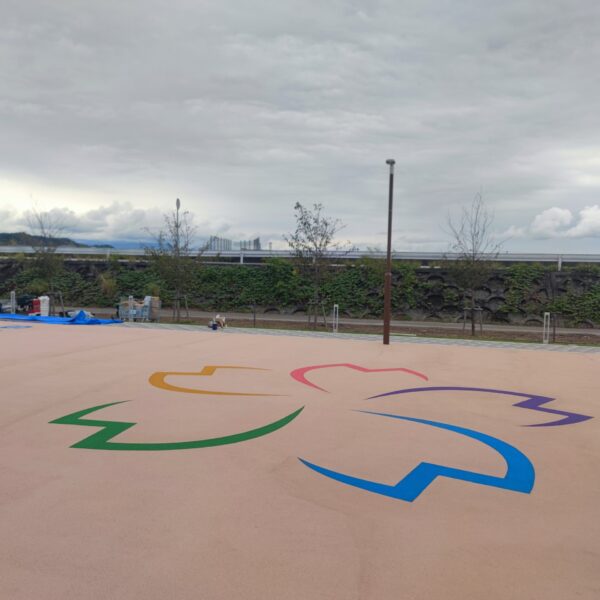 ゴムチップ舗装　ソフトグラウンド