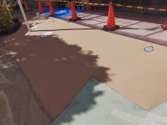 ゴムチップ舗装　ソフトグラウンド