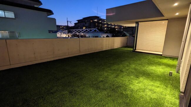 兵庫県神戸市　個人宅　人工芝施工