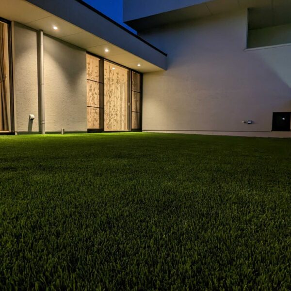 兵庫県神戸市　個人宅　人工芝施工