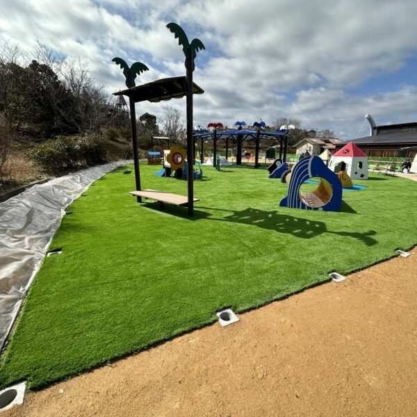 ゴムチップ舗装　ソフトグラウンド