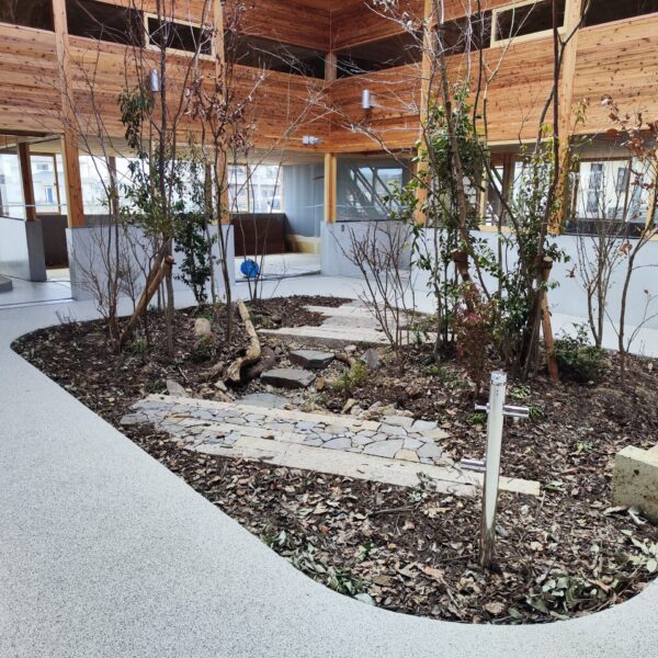 ゴムチップ舗装　ソフトグラウンド