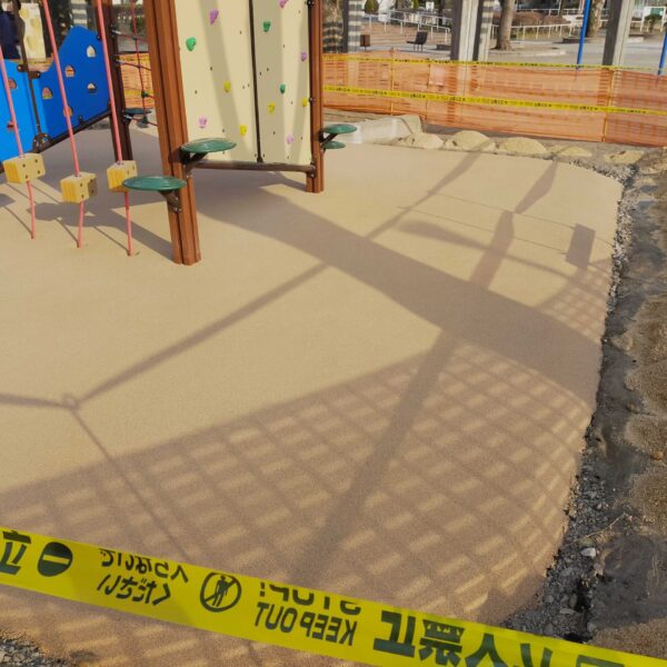 ゴムチップ舗装　ソフトグラウンド