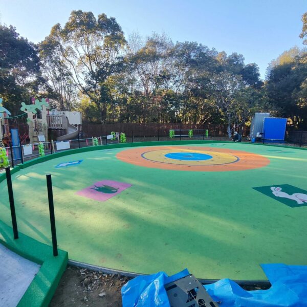 ゴムチップ舗装　ソフトグラウンド