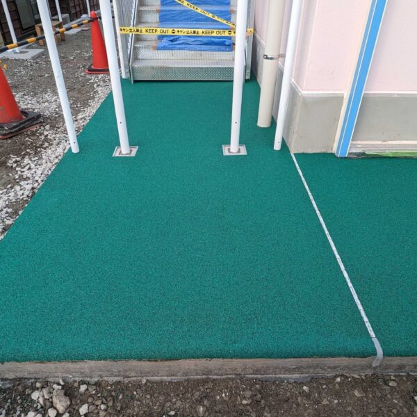 ゴムチップ舗装　ソフトグラウンド