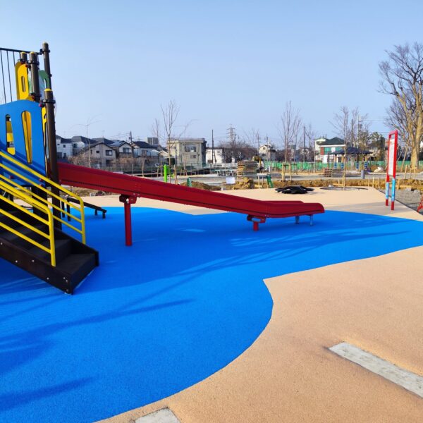 ゴムチップ舗装　ソフトグラウンド