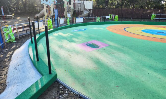 ゴムチップ舗装　ソフトグラウンド