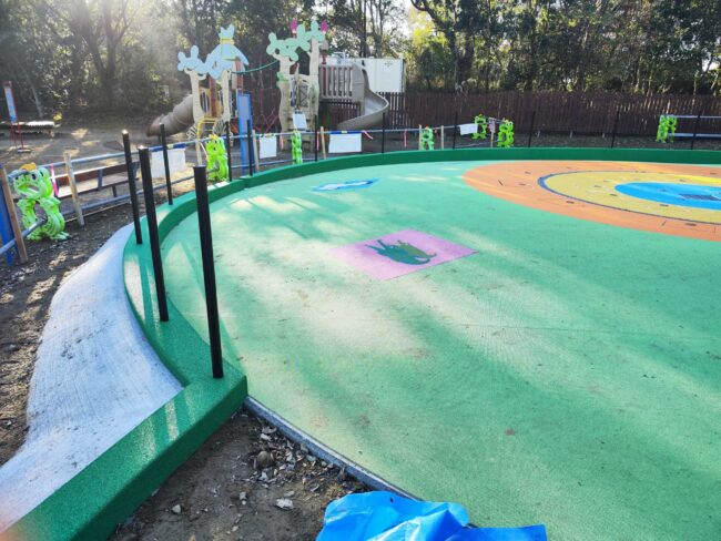 ゴムチップ舗装　ソフトグラウンド