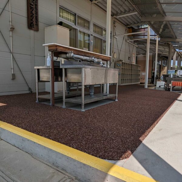 ソフトグラウンド　ゴムチップ　標準タイプ