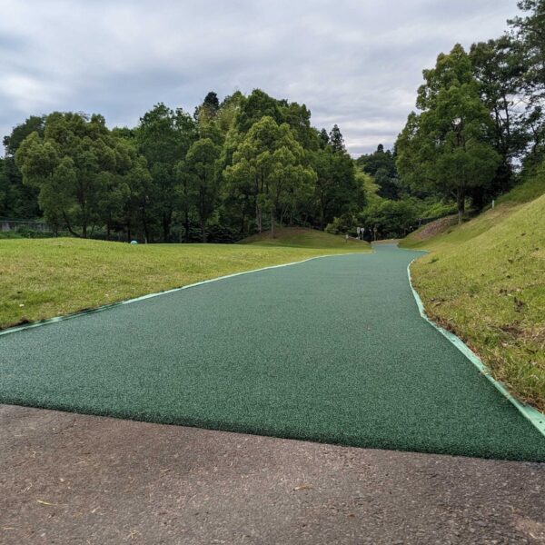 ソフトグラウンド　標準タイプ　ゴムチップ舗装