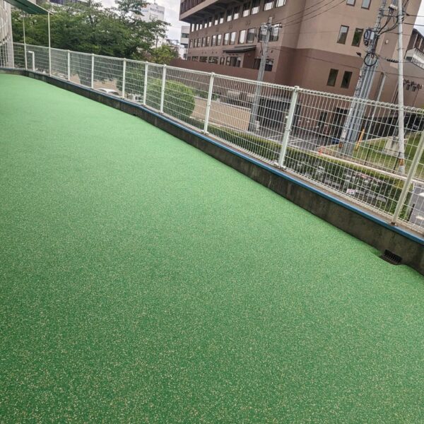 ソフトグラウンド　標準タイプ　ゴムチップ舗装