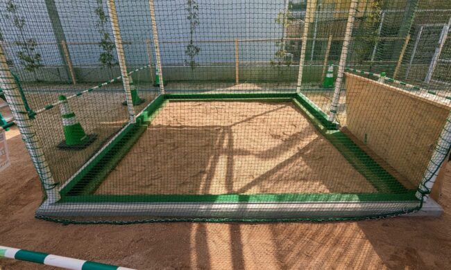 ソフトグラウンド　ゴムチップ　砂場枠