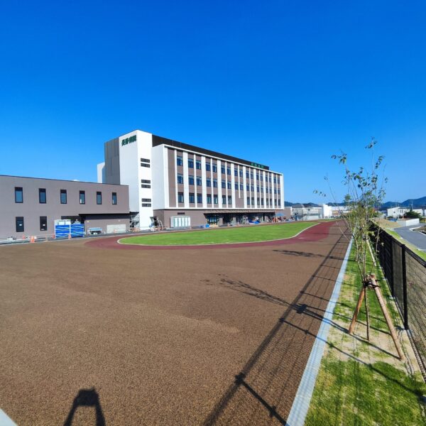 ソフトグラウンド　標準タイプ　ゴムチップ舗装