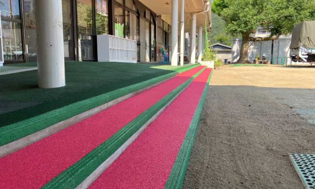 ゴムチップ舗装　ソフトグラウンドシリーズ