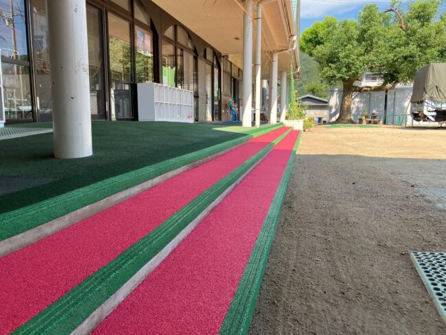 ゴムチップ舗装　ソフトグラウンドシリーズ