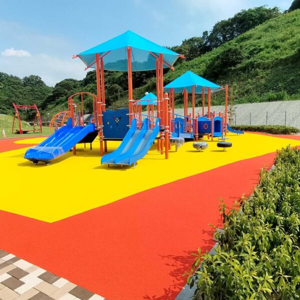 島根県益田市 公園施設14 ゴムチップ舗装 ソフトグラウンドシリーズ