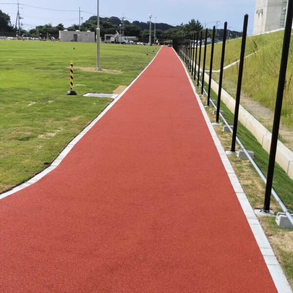 島根県益田市 公園施設28 ゴムチップ舗装 ソフトグラウンドシリーズ