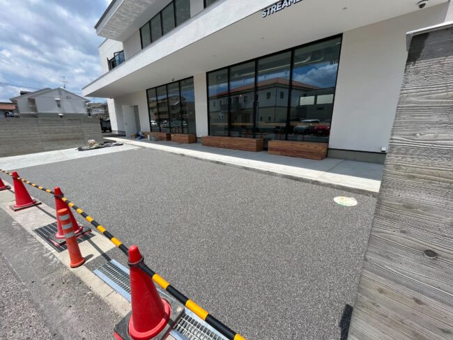 ゴムチップ舗装　ソフトグラウンドシリーズ　ソフトグラウンド標準タイプ