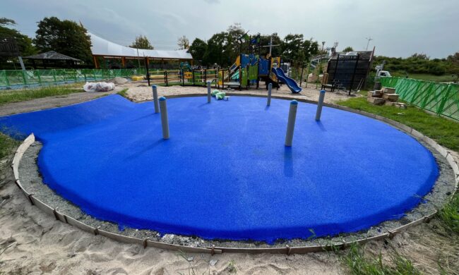 ゴムチップ舗装　ソフトグラウンド厚塗りタイプ