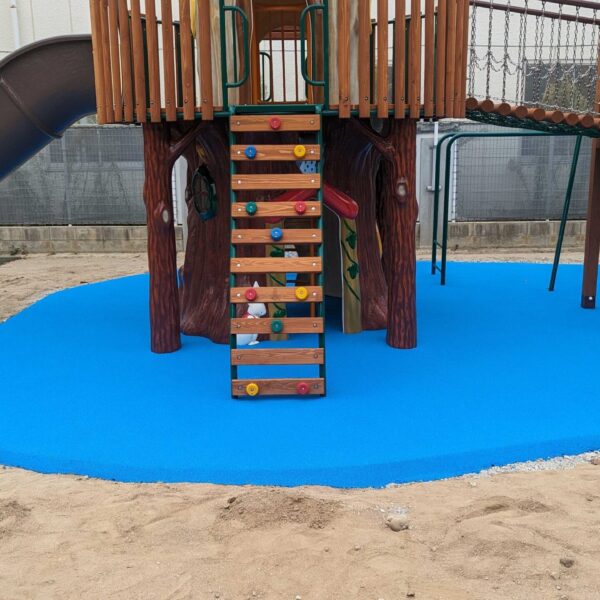 ゴムチップ舗装　ソフトグラウンド厚塗りタイプ