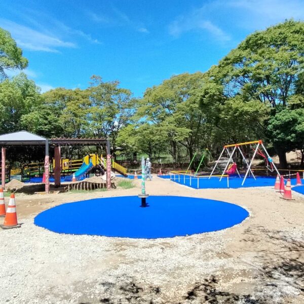 ゴムチップ舗装　ソフトグラウンド厚塗りタイプ