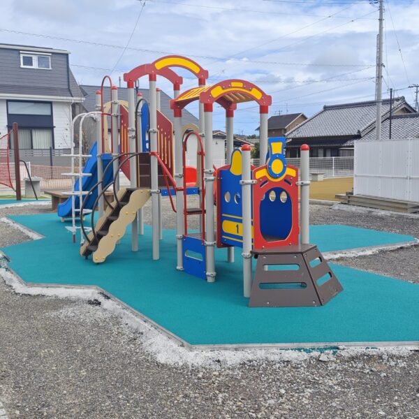 ゴムチップ舗装　ソフトグラウンド　厚塗りタイプ