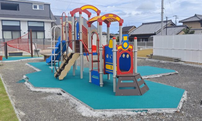 ゴムチップ舗装　ソフトグラウンド　厚塗りタイプ