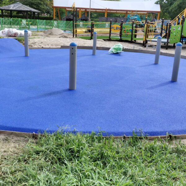 ゴムチップ舗装　ソフトグラウンド厚塗りタイプ