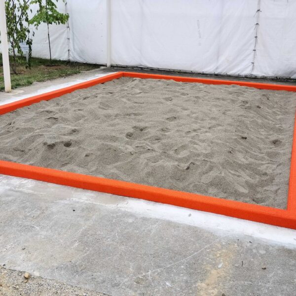 ゴムチップ舗装　ソフトグラウンド砂場枠タイプ