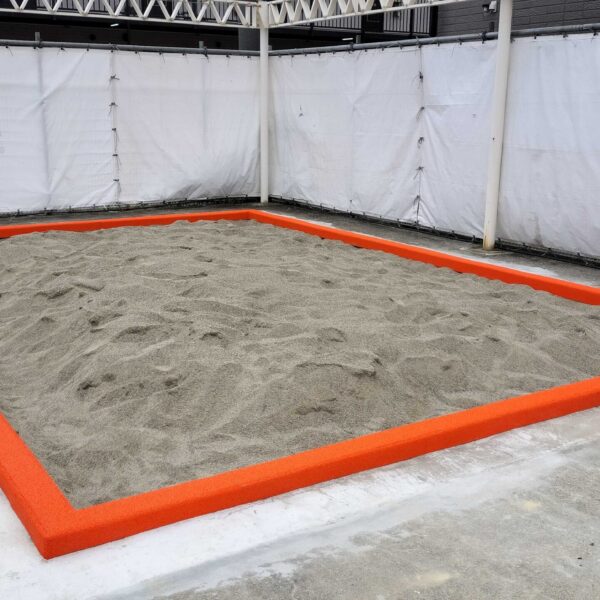 ゴムチップ舗装　ソフトグラウンド砂場枠タイプ