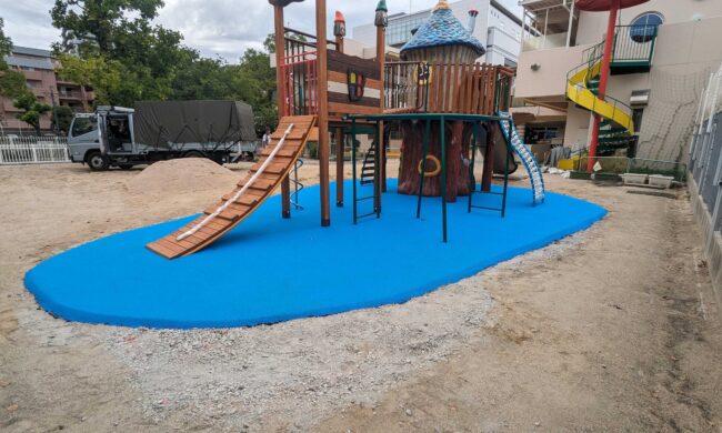 ゴムチップ舗装　ソフトグラウンド厚塗りタイプ