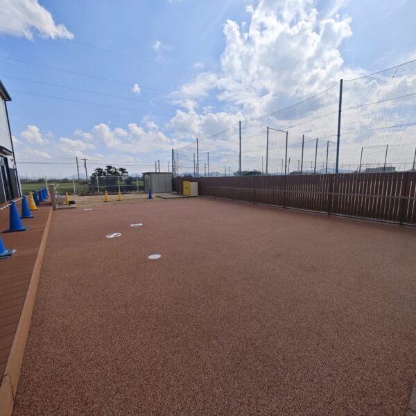 ソフトグラウンド　標準タイプ　ゴムチップ舗装