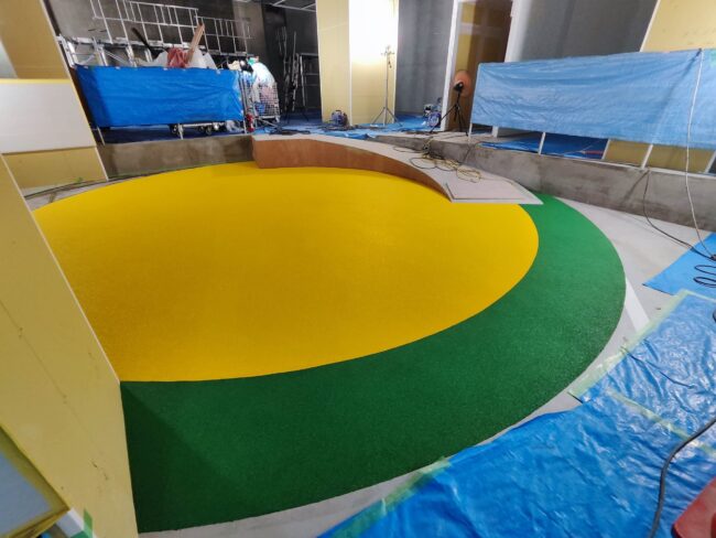 ゴムチップ舗装　ソフトグラウンド　標準タイプ　砂場枠タイプ