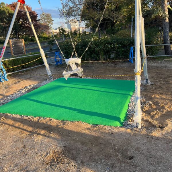 ゴムチップ舗装　ソフトグラウンド