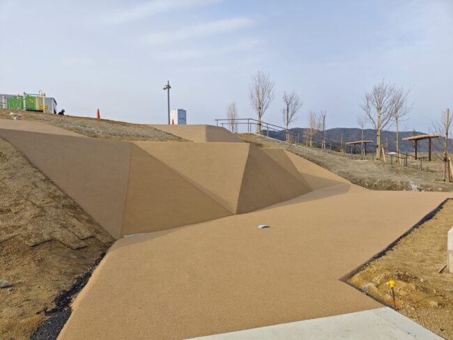 ゴムチップ舗装　ソフトグラウンド